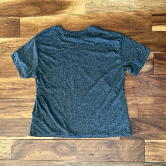 Minnie Mouse Disney Believe Charcoal Grey Graphic Tee size 2XL - Picture 3 of 4